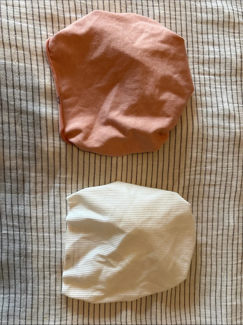 Bunny Knots soft pink